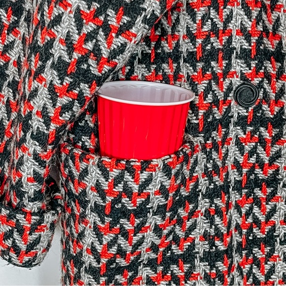 Amazing Vintage OOAK Handmade Coat - A Quintessential 80s New Wave Silhouette - Picture 7 of 9